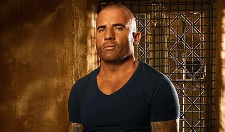 Lincoln Burrows played by Dominic Purcell