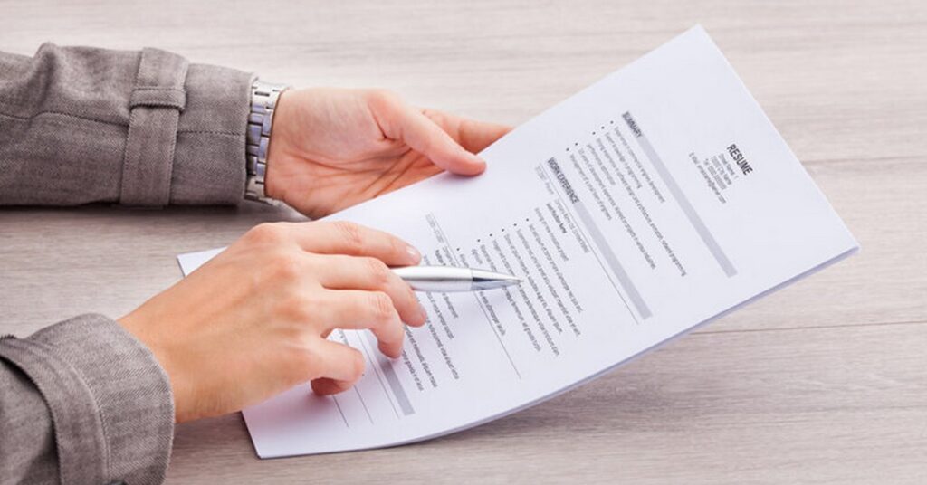 Applications to make a resume.