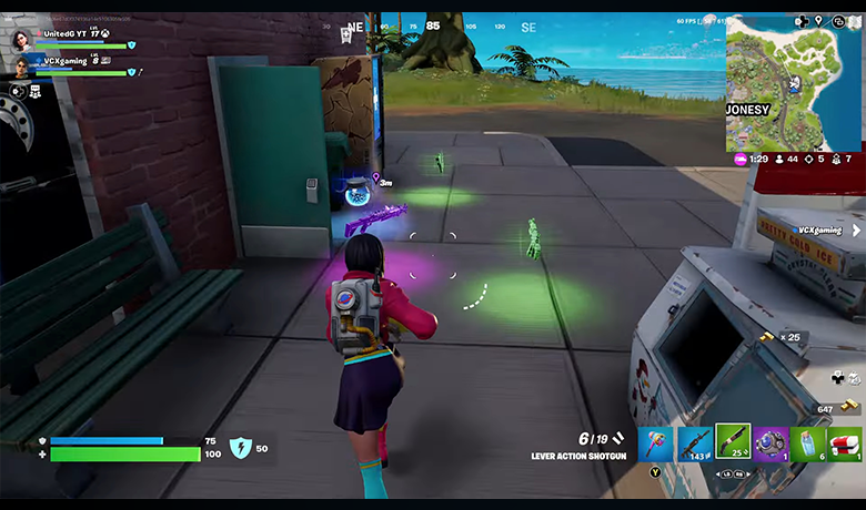 Imagen de un jugador detrás de objetos que yacen en el suelo en una parte del mapa.